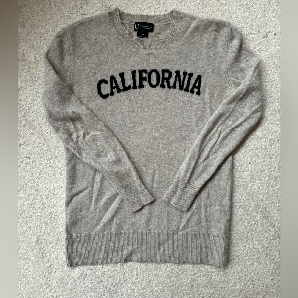 C by Bloomingdale’s “CALIFORNIA” 2 ply cashmere crewneck sweater - XS
